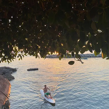 4br By The Sea, Family Friendly, Breathtaking View Ferienhaus *