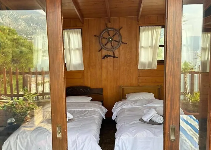 Vakantiehuis 4br By The Sea, Family Friendly, Breathtaking View Avía