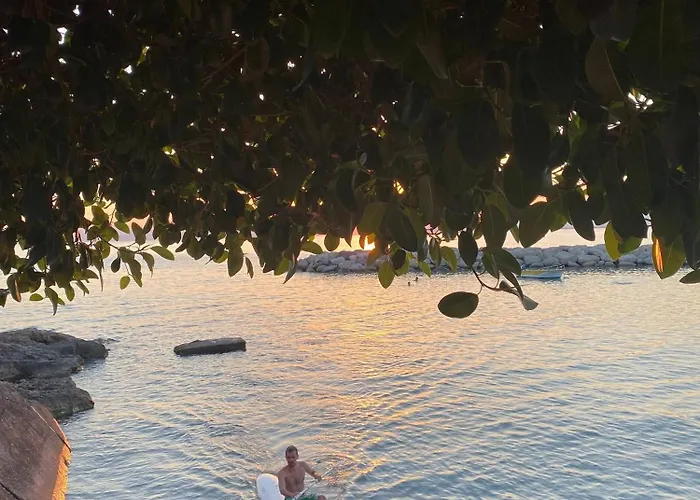 4br By The Sea, Family Friendly, Breathtaking View Vakantiehuis *